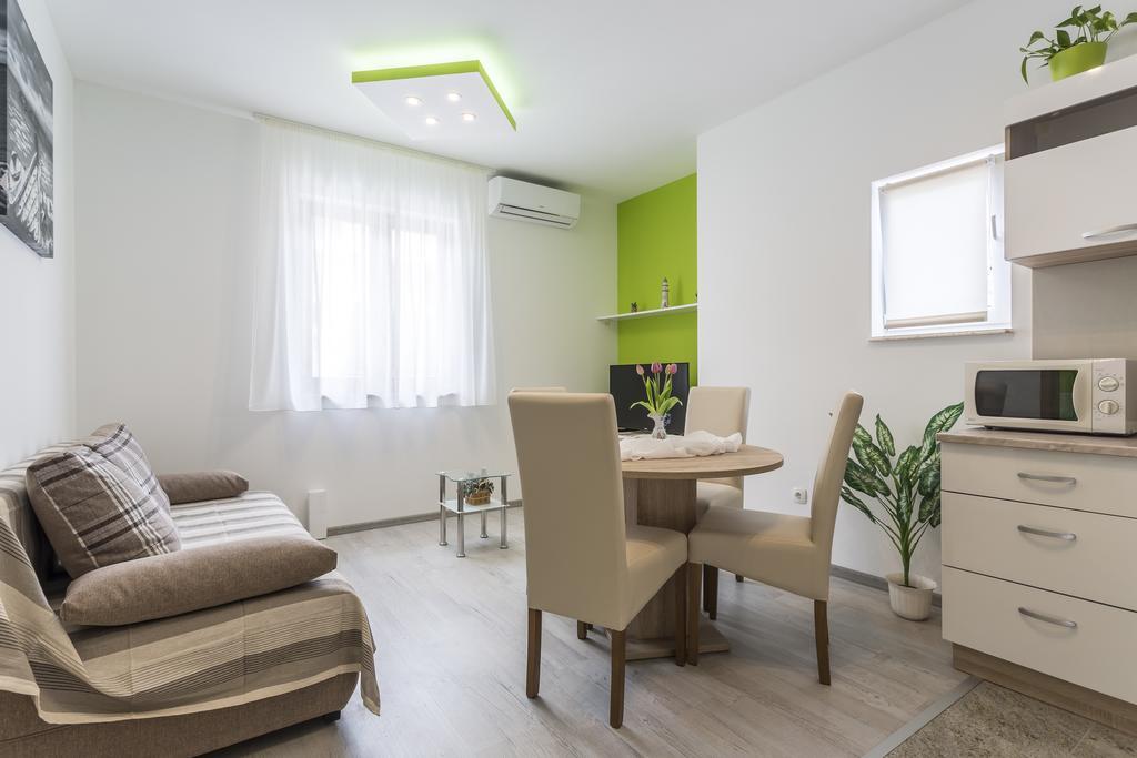 Sky Apartments Podstrana Kültér fotó