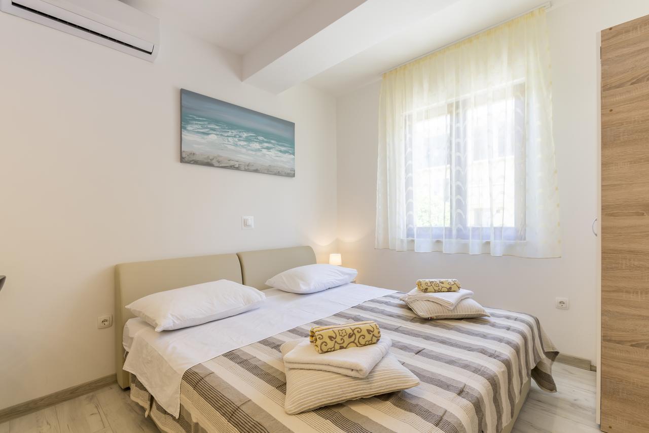 Sky Apartments Podstrana Kültér fotó